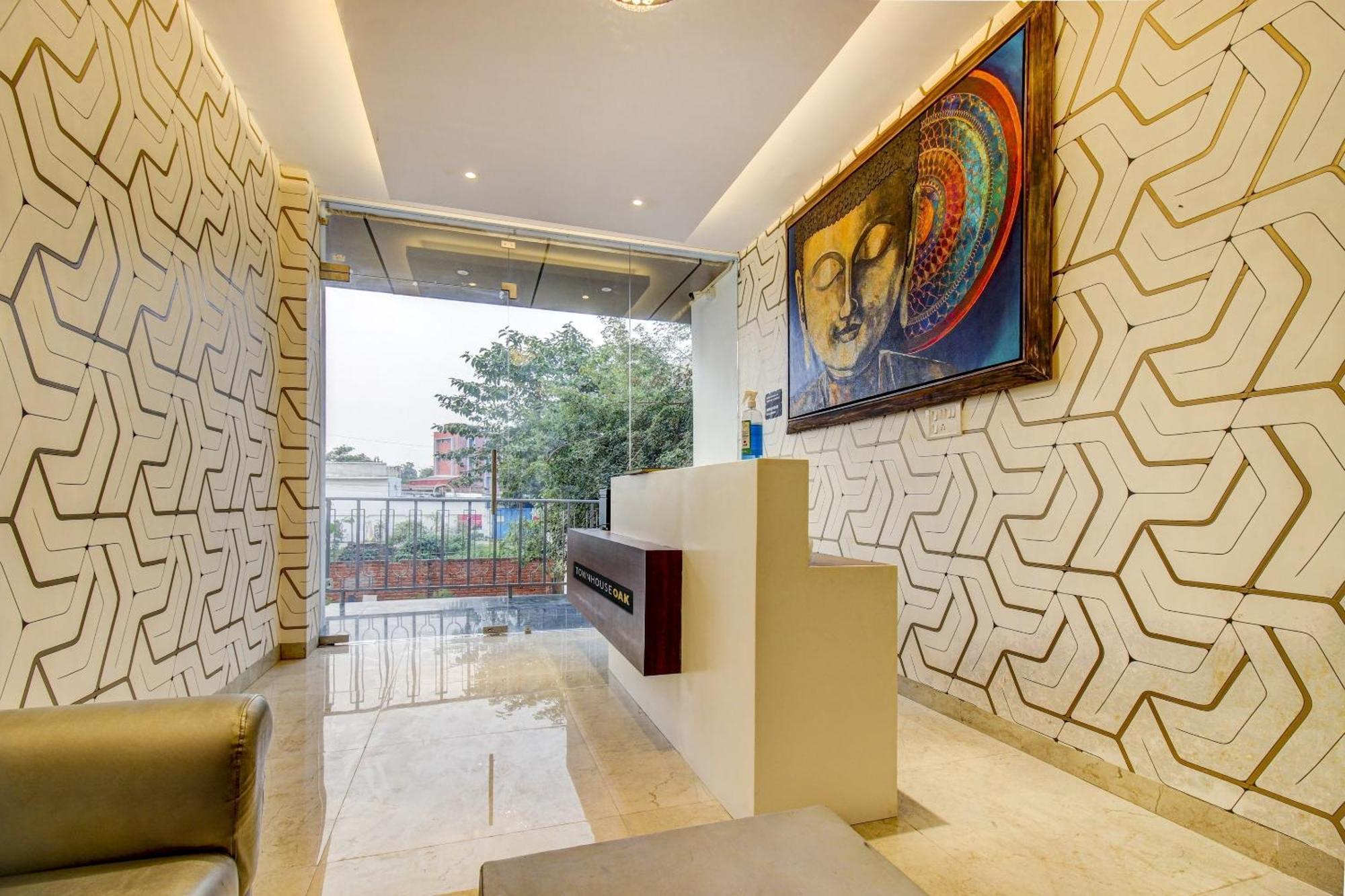 فندق Super Townhouse Oak Aurelia Grand لاكناو المظهر الخارجي الصورة