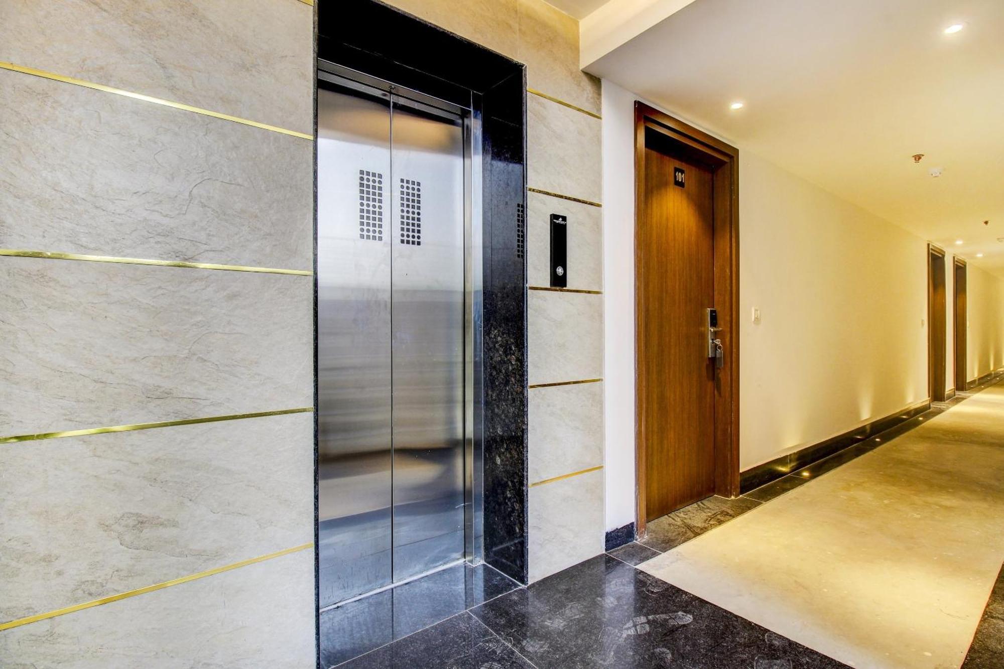 فندق Super Townhouse Oak Aurelia Grand لاكناو المظهر الخارجي الصورة