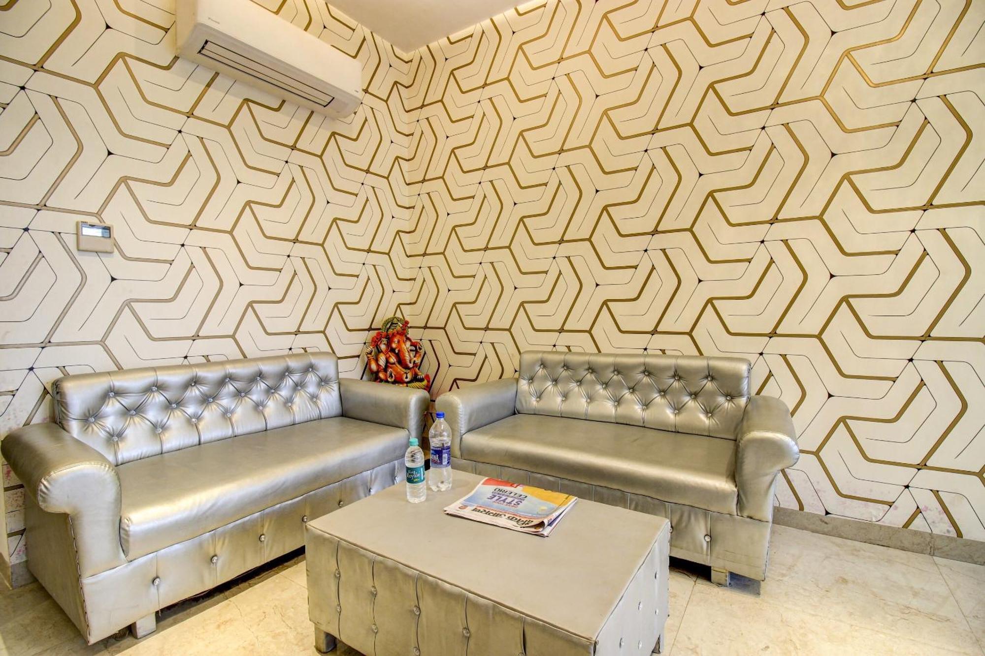 فندق Super Townhouse Oak Aurelia Grand لاكناو المظهر الخارجي الصورة