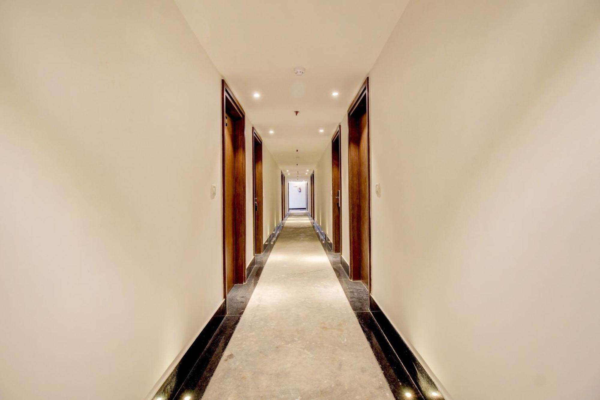 فندق Super Townhouse Oak Aurelia Grand لاكناو المظهر الخارجي الصورة